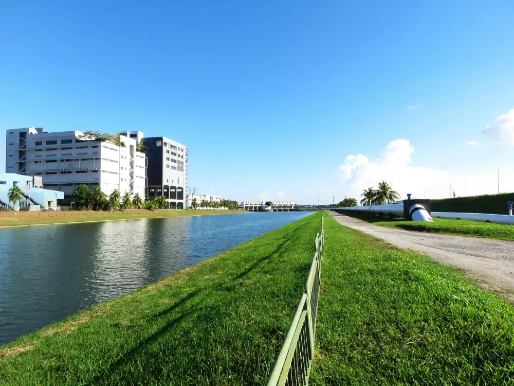 Architecture-blue-sky-building-532006